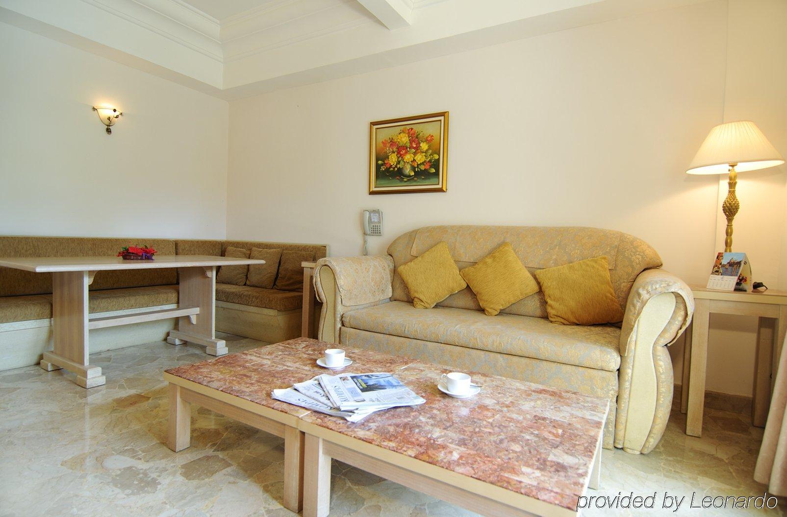 Club Bali Suites At Kota Bunga Cipanas  Dış mekan fotoğraf