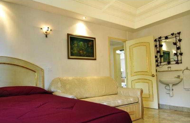 Club Bali Suites At Kota Bunga Cipanas  Dış mekan fotoğraf